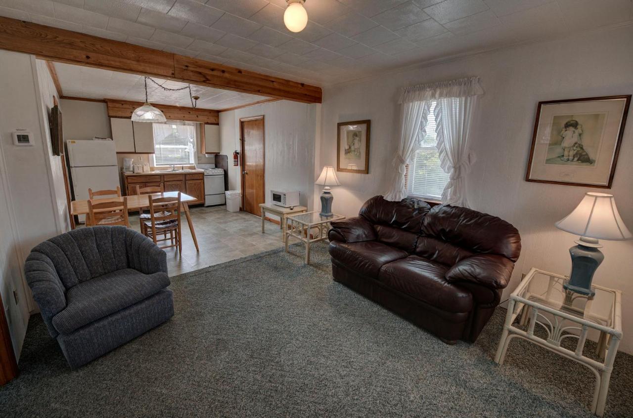Outer Banks Motel - Village Accommodations Buxton Buitenkant foto
