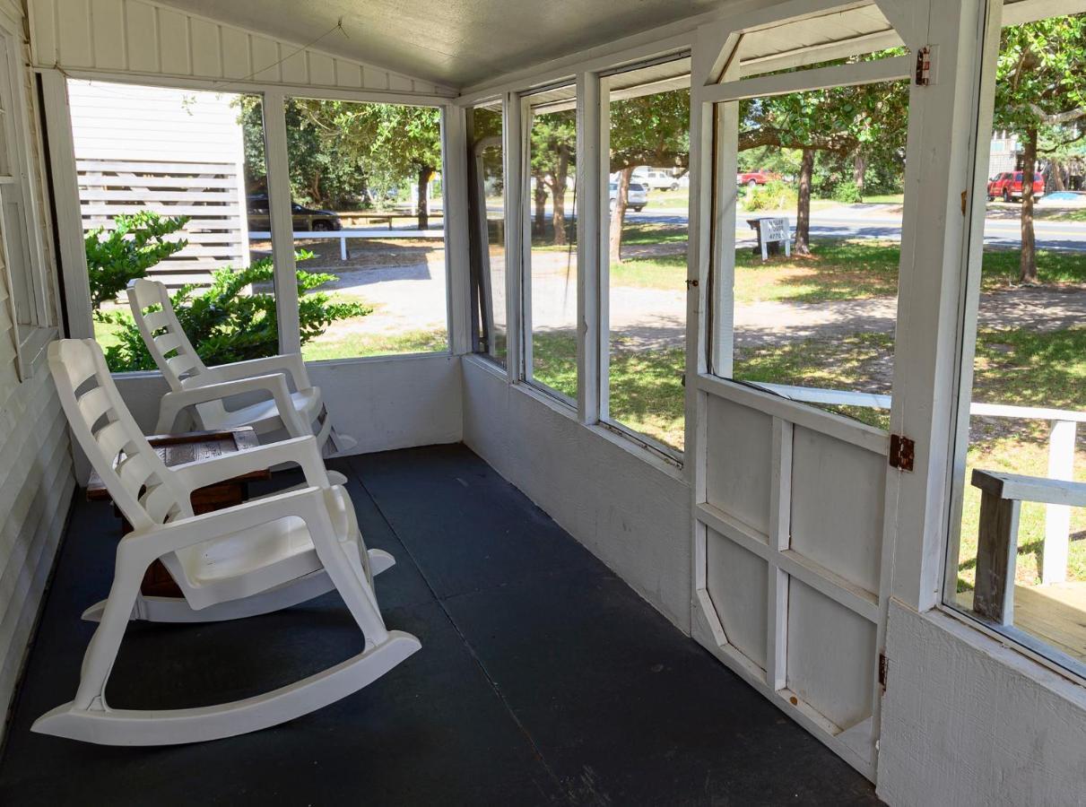 Outer Banks Motel - Village Accommodations Buxton Buitenkant foto